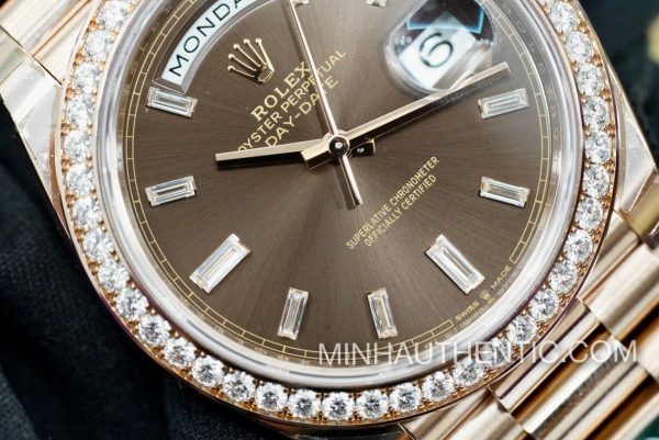 ROLEX DAY-DATE 40 18K ROSE GOLD DIAMOND BEZEL 228345RBR