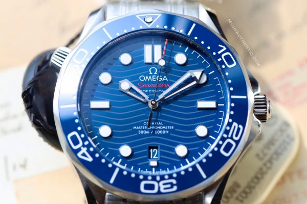 Omega Seamaster Diver 300m Blue 210.30.42.20.03.001