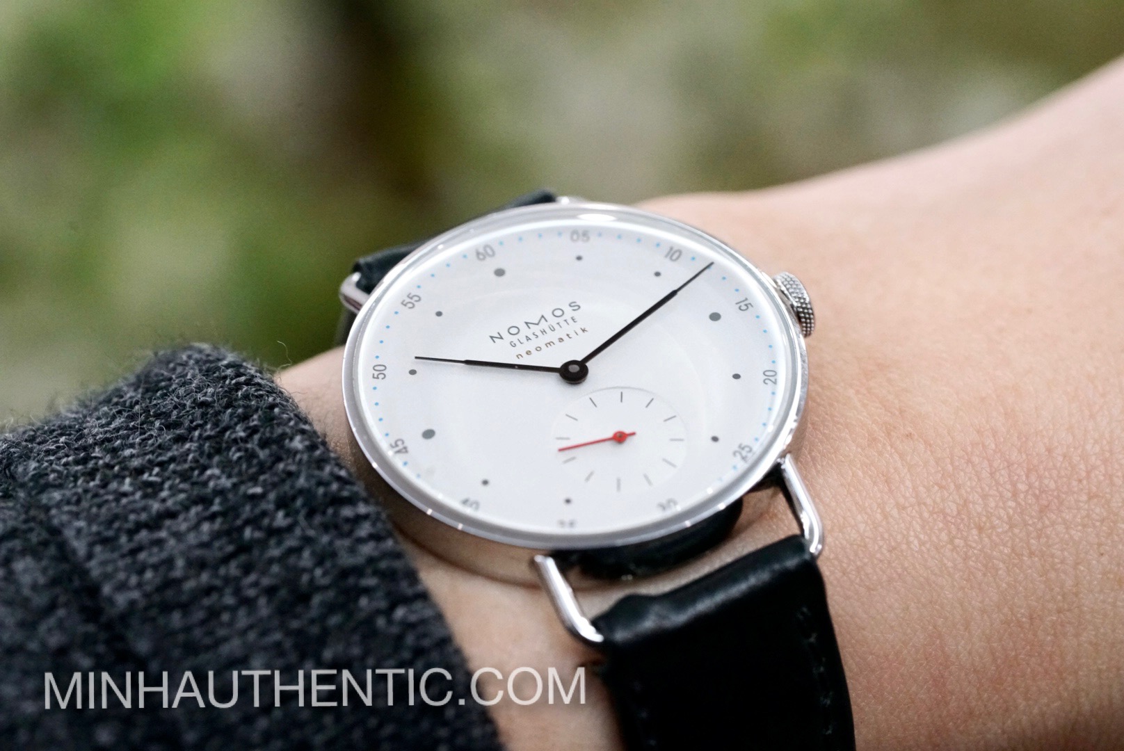 Nomos 1106 hotsell