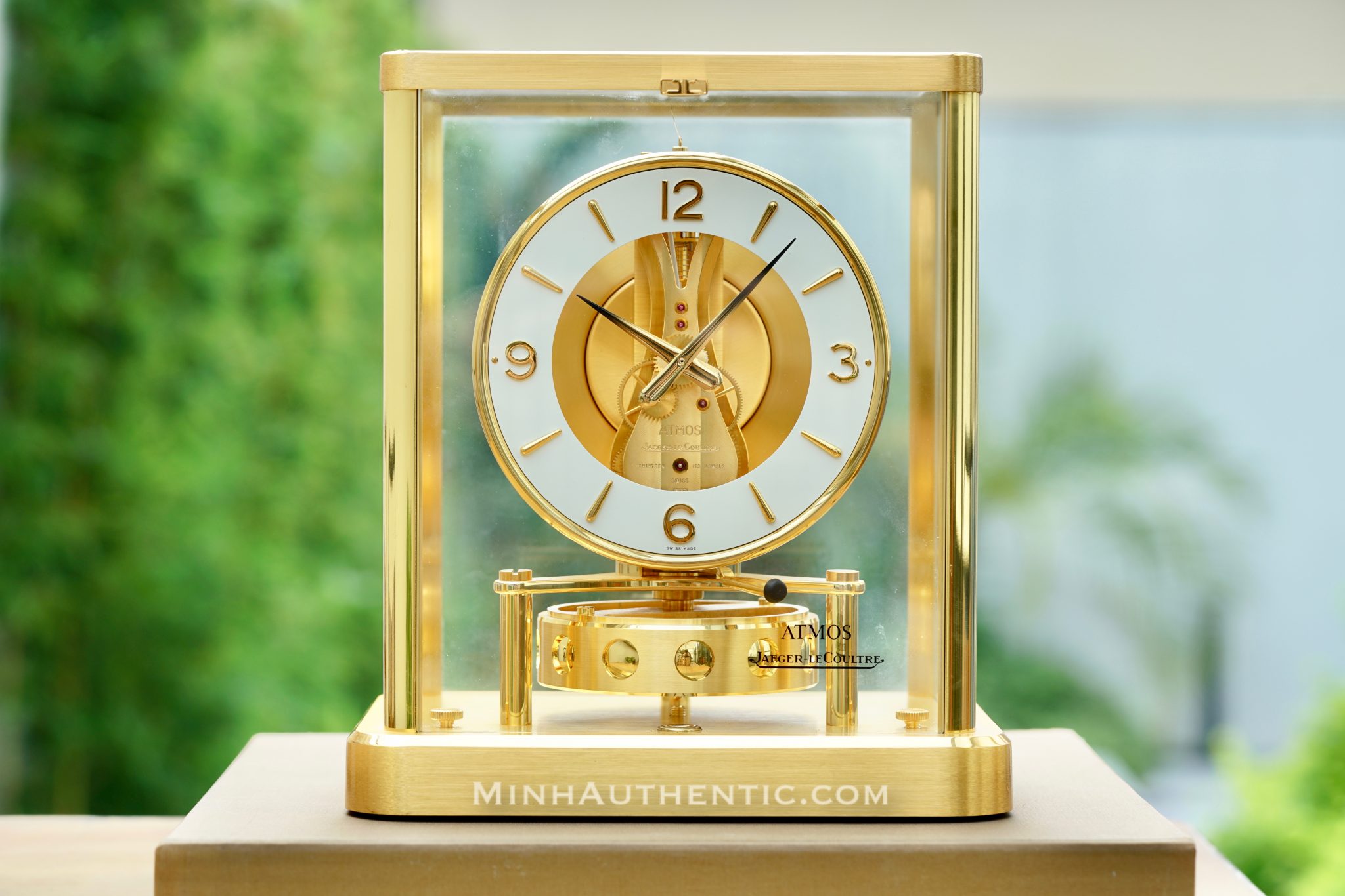 Jaeger LeCoultre Atmos 540 Lắc Chấm Bi Minh Authentic