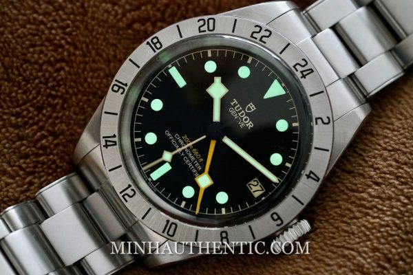 Tudor Black Bay Pro 79470-0001