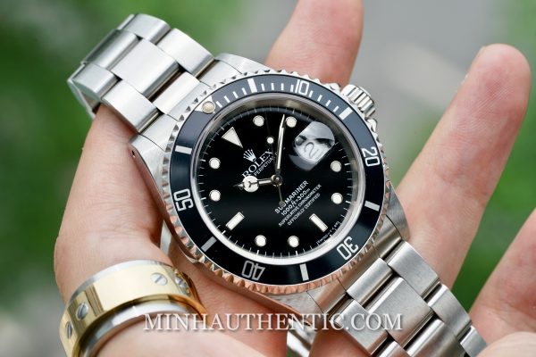 Rolex Submariner Date 16610