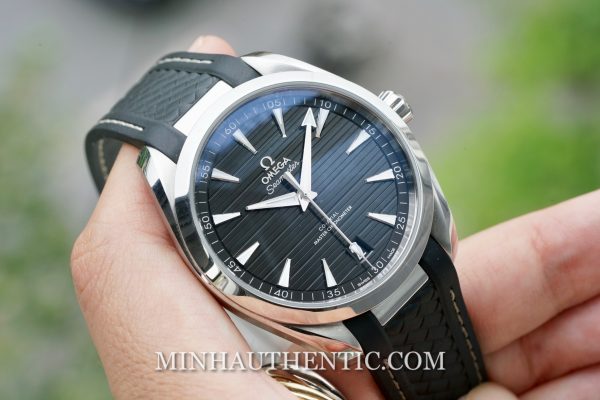 Omega Aqua Terra 41mm Master Chronometer Black Rubber 220.12.41.21.01.001