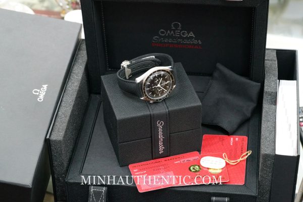 Omega Moonwatch 3861 Hesalite 310.30.42.50.01.001