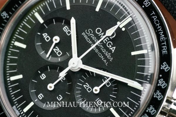 Omega Moonwatch 3861 Hesalite 310.32.42.50.01.001