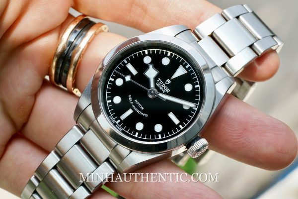 Tudor Black Bay 36 black