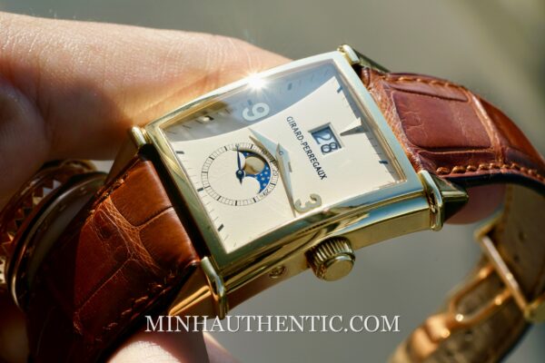 Girard Perregaux Vintage 1945 18k Gold Moonphase Big-Date 25800.0.51.815