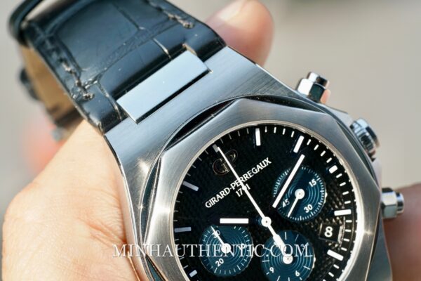 Girard Perregaux Laureato Chronograph 38mm Black/Blue 81040-11-631-BB6A