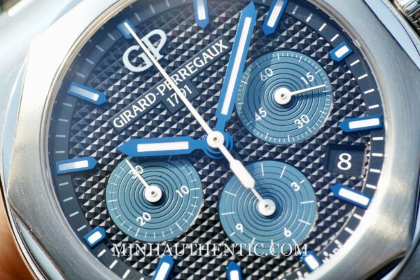 Girard Perregaux Laureato Chronograph 38mm Black/Blue 81040-11-631-BB6A