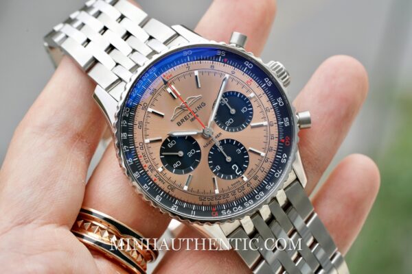 Breitling Navitimer B01 43 Salmon AB0138241K1A1 - Hình ảnh 4