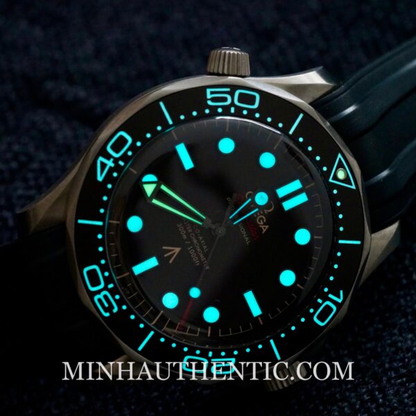 Omega Seamaster Diver 300m 007 Edition 210.92.42.20.01.001