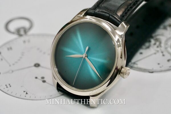 H. Moser & Cie Endeavour Centre Seconds Concept Blue Lagoon 1200-0206