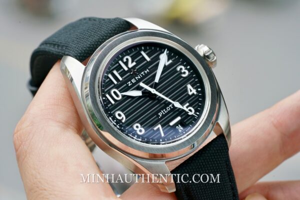 Zenith Pilot 40mm 03.4000.3620/21.I001 - Hình ảnh 3