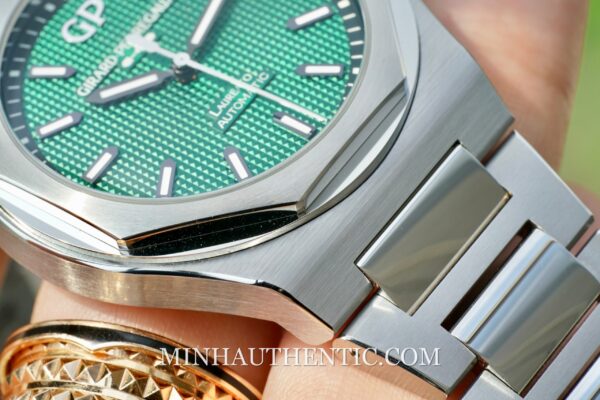 Girard Perrgaux Laureato 42mm Green 81010-11-3153-1CM - Hình ảnh 10