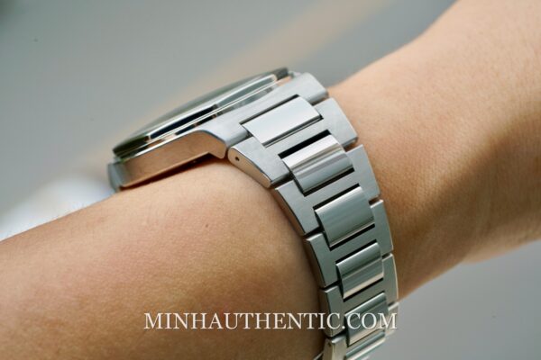 Girard Perregaux Laureato 38mm Midnight Blue 81005-11-3460-1CM - Hình ảnh 11