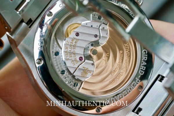 Girard Perregaux Laureato 38mm Midnight Blue 81005-11-3460-1CM - Hình ảnh 2